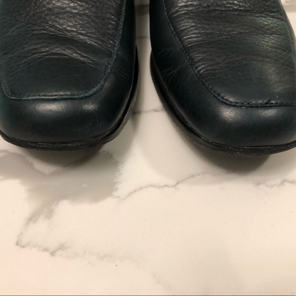 Trotters Jeann Navy Slip On Loafer Flats Size 10M - Picture 5 of 7